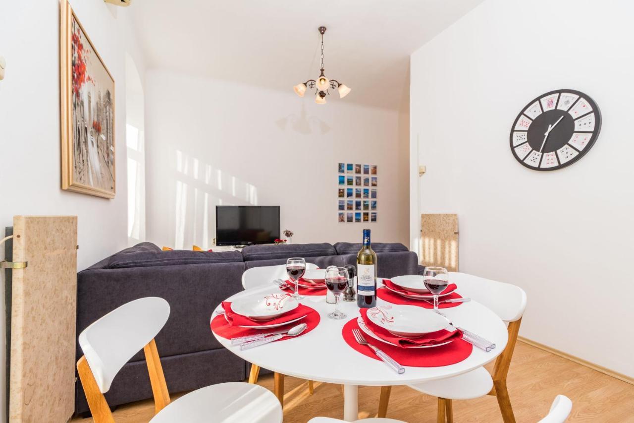 Apartman Lussi Пула Экстерьер фото